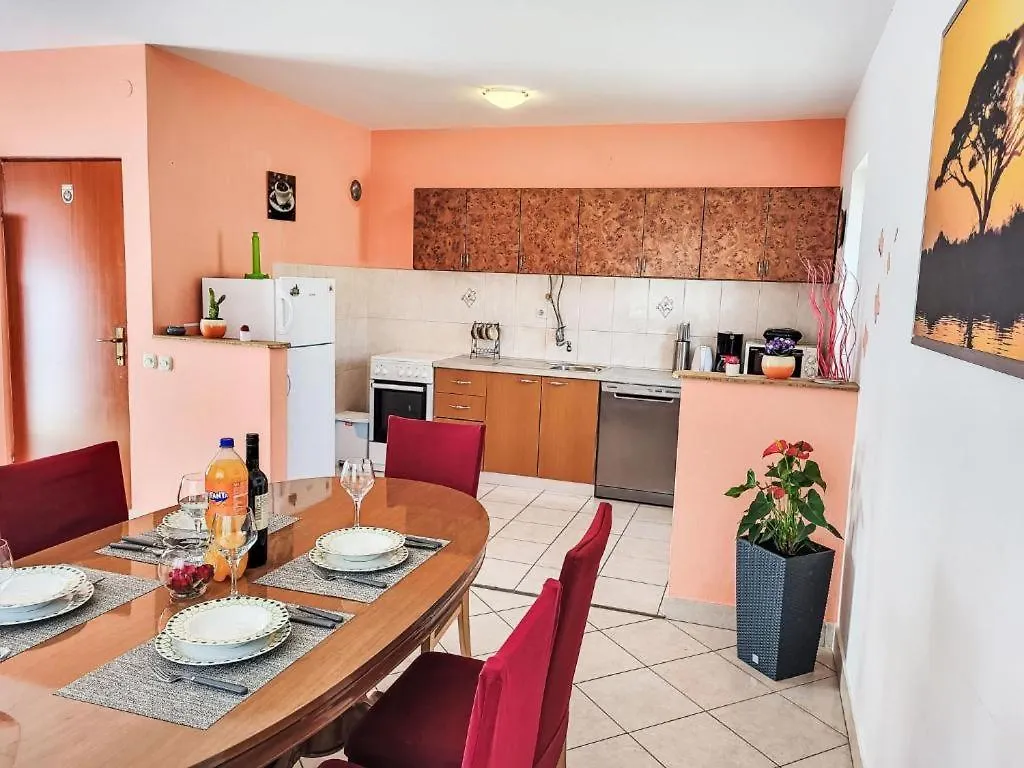 Holiday Home - Lucija Maslenica Croatia